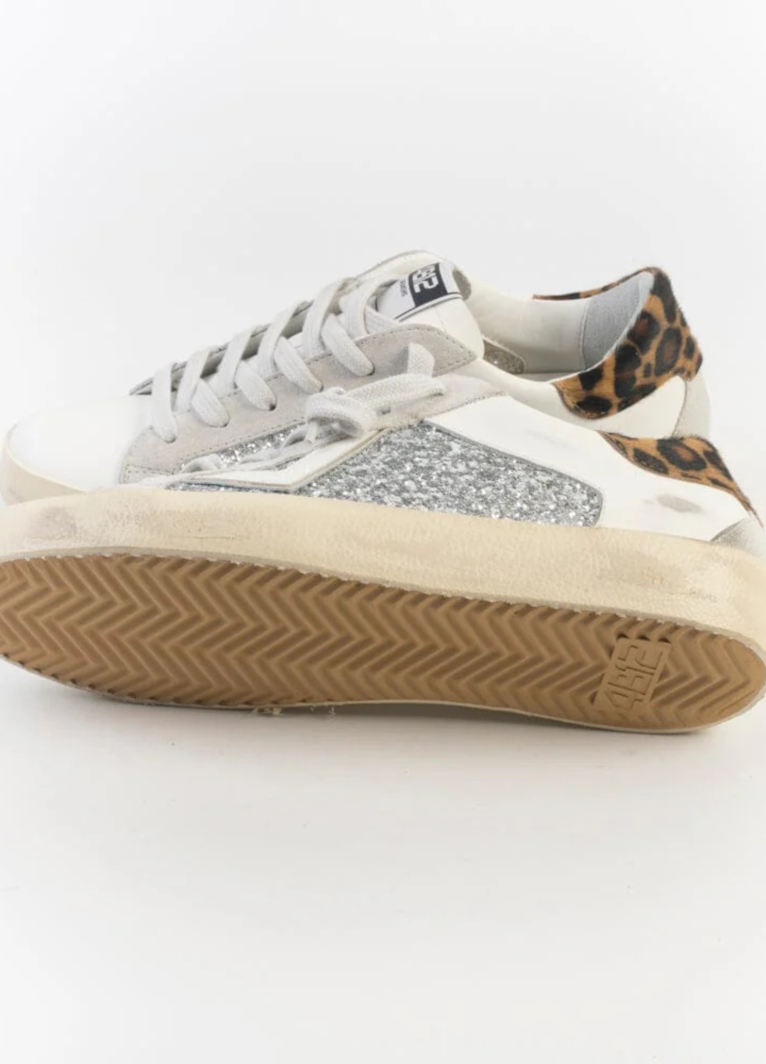 4B12 - Suprime D306 - White Leopard