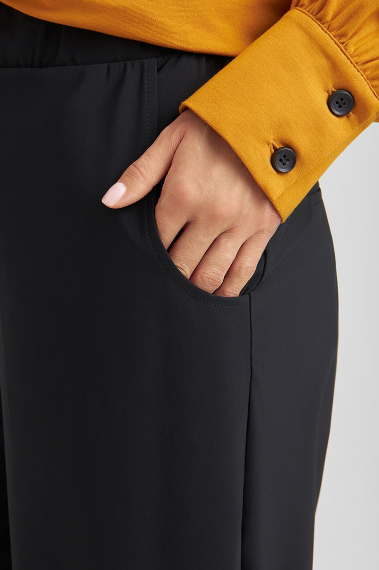 Elsewhere - Antonella Black Trouser