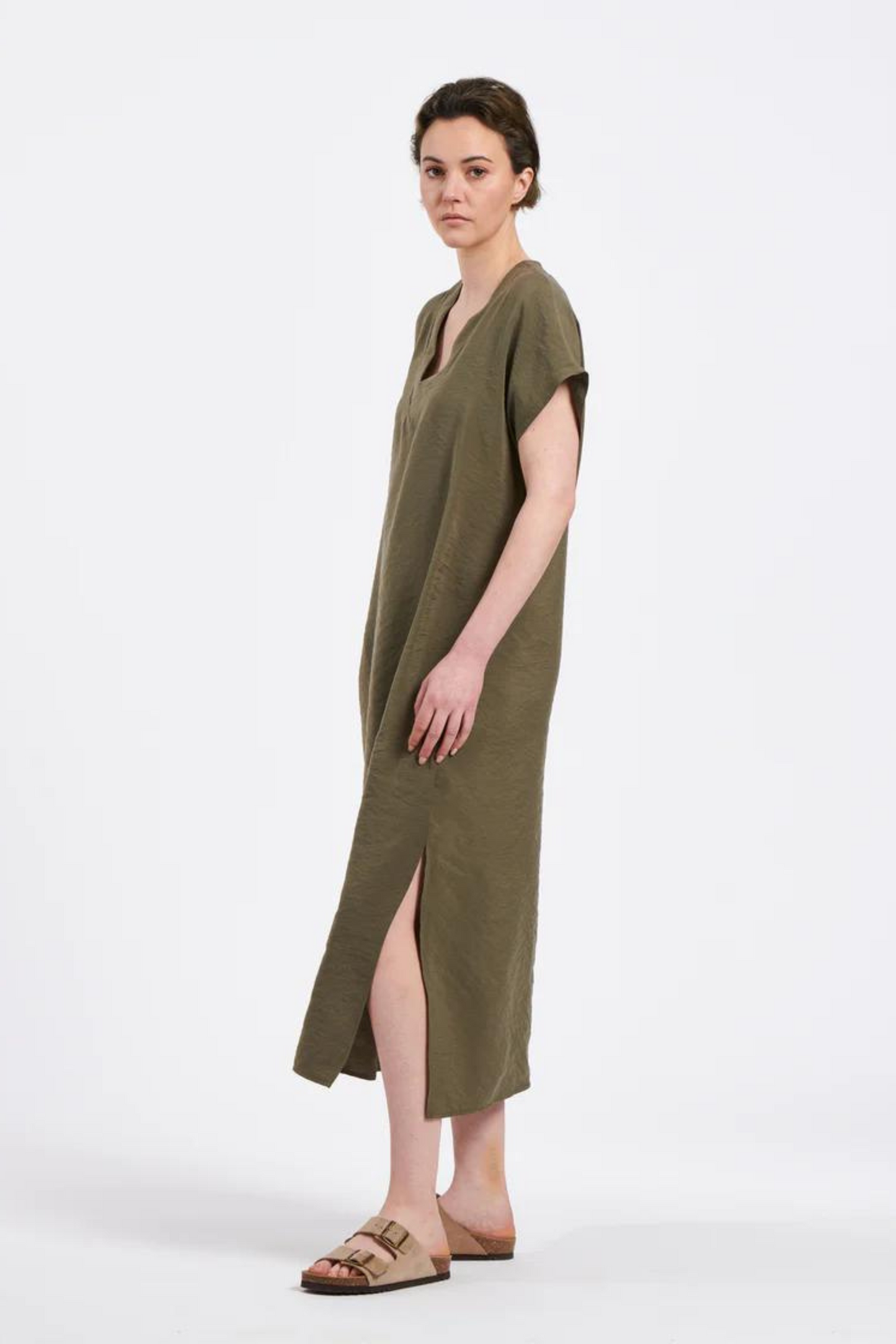 Humility - Relaxed Babea Dress in Khaki
