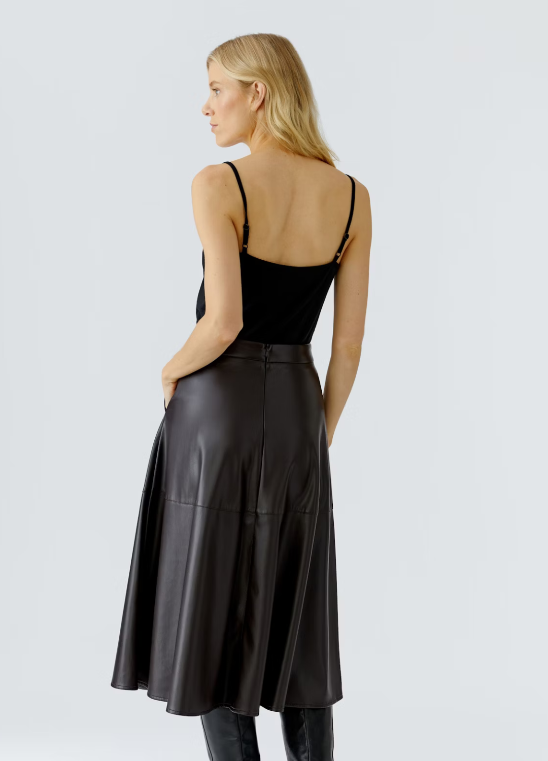 Oui - Aline Brown Pleather Skirt