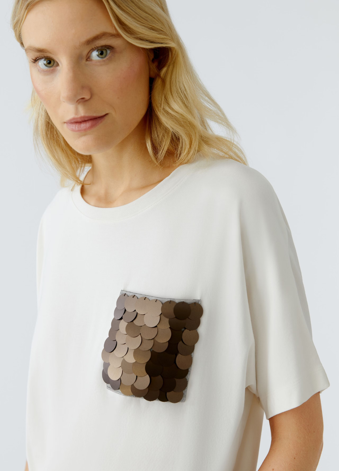 Oui - Gardenia Pocket Tee