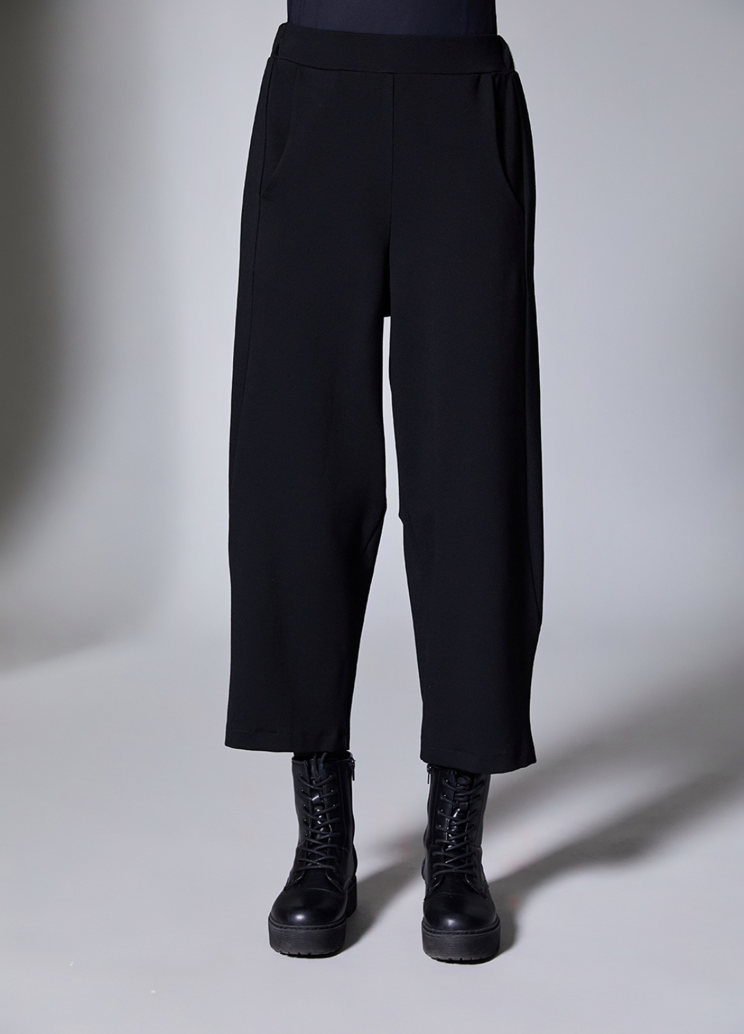 Peruzzi - Black Slouch Trouser