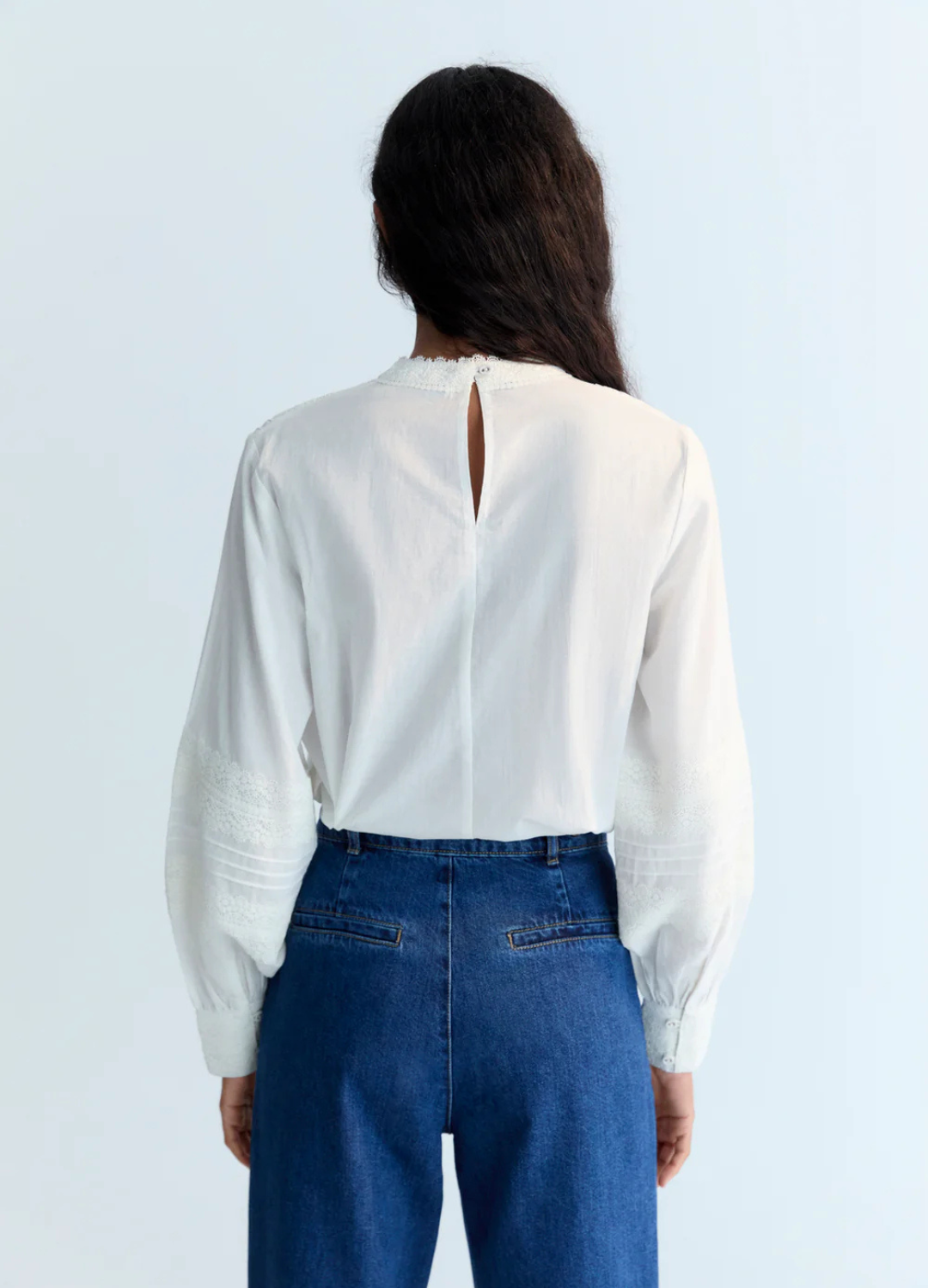 The New Society - Perla Moonlight White Blouse