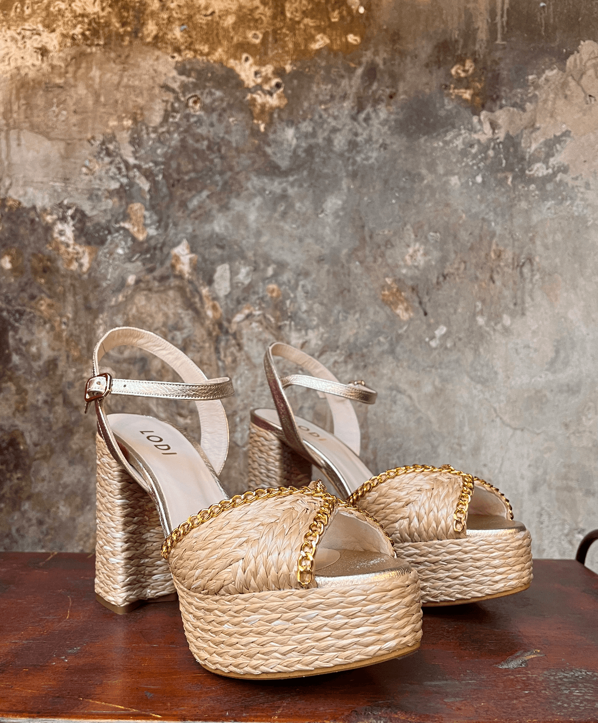 Lodi Turasi - Yute Natural High Sandal - Diamonds & Pearls