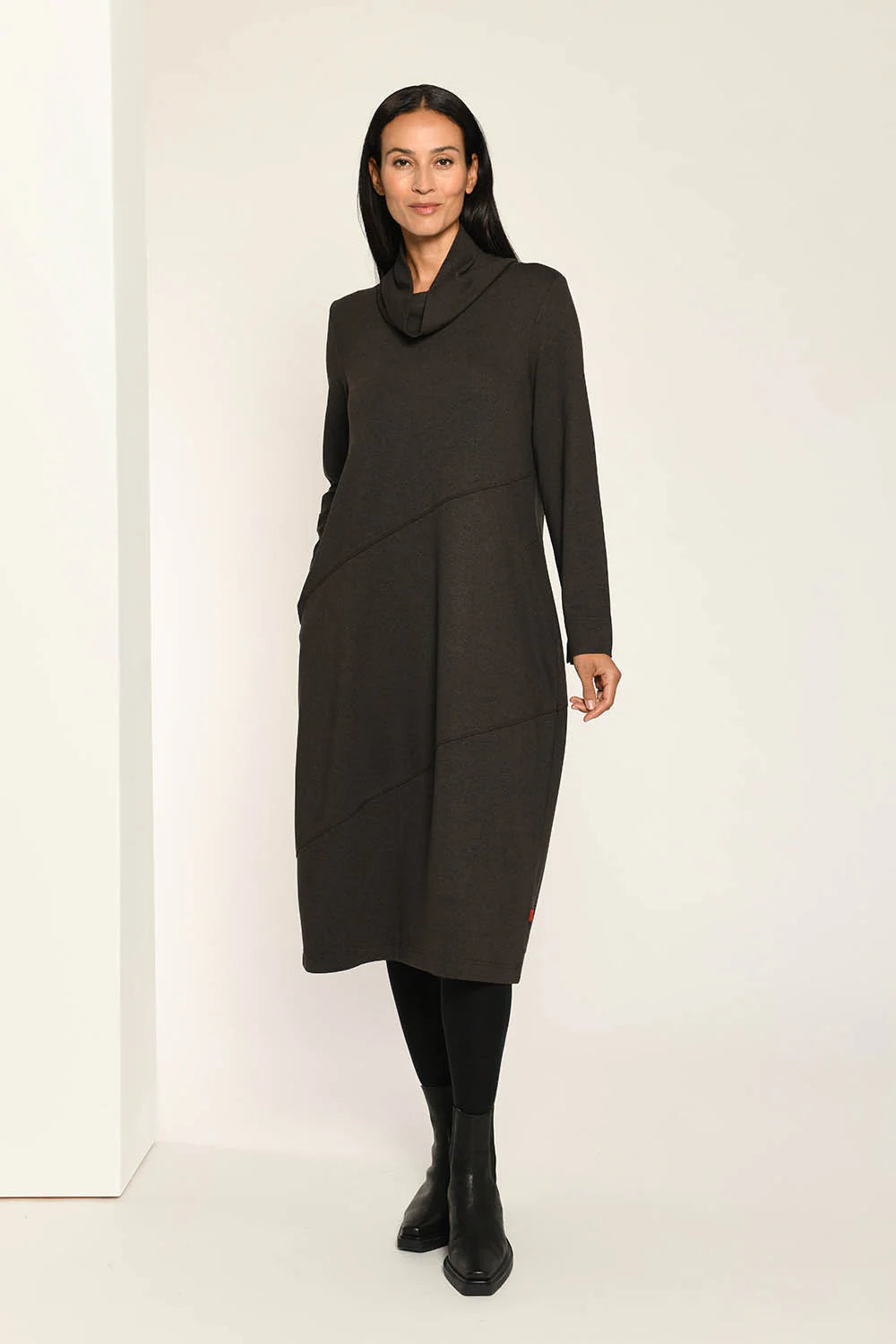 Vetono - Dark Olive Highneck Dress