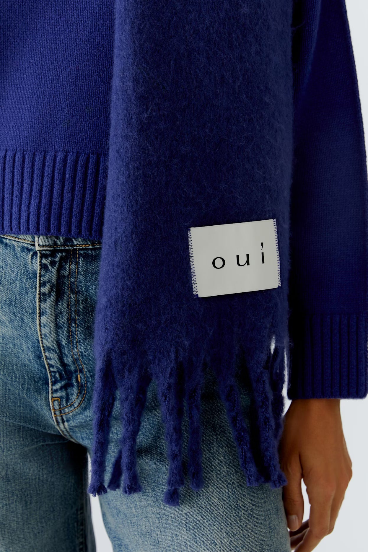 Oui - Blue Ribbon Scarf