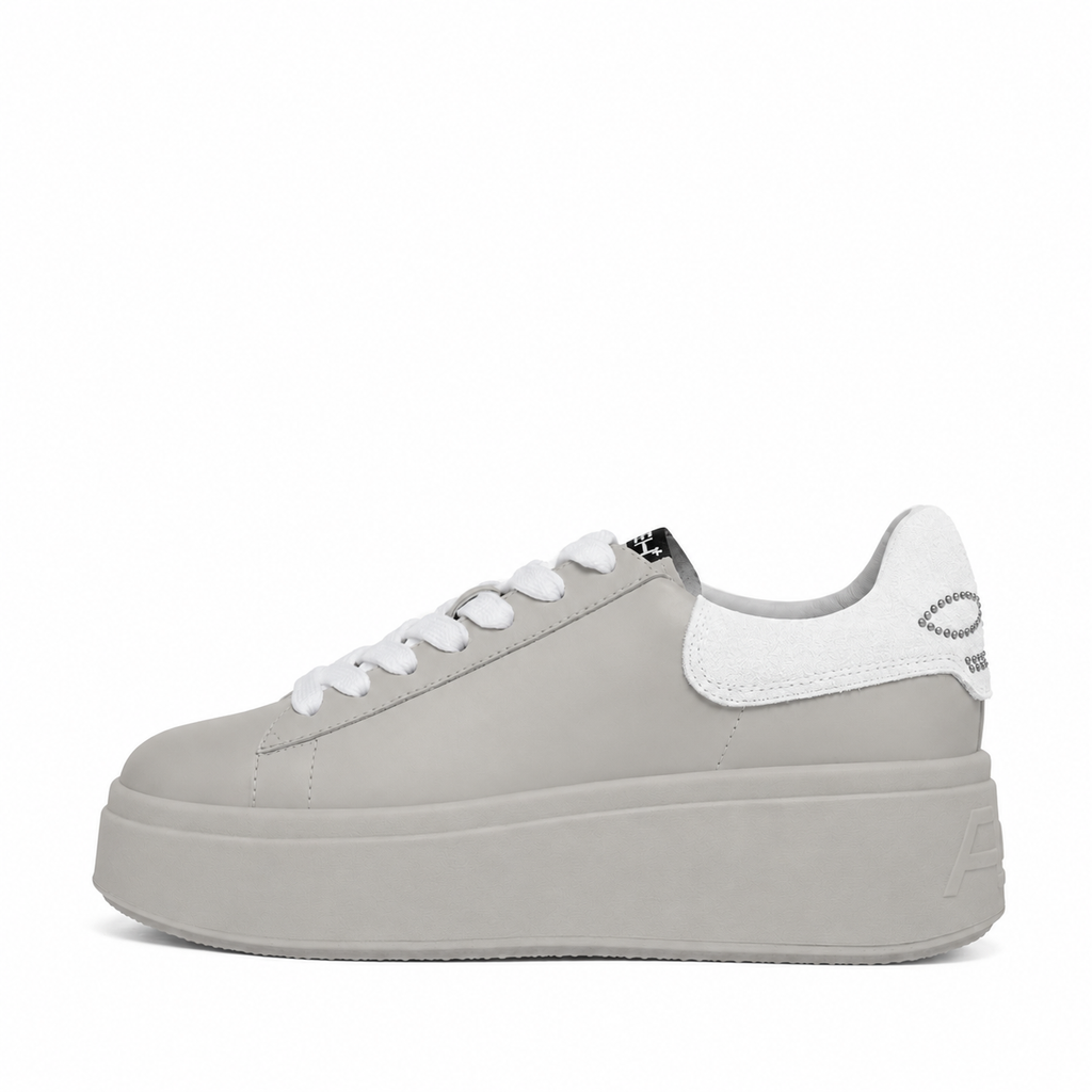 Ash - Moby Platform Trainer