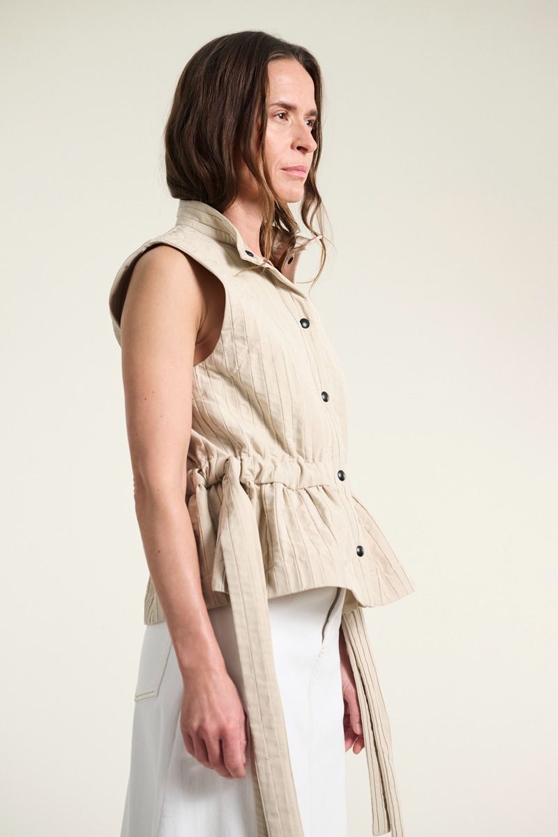 BItte Kai Rand - Nijuso Sleeveless Top