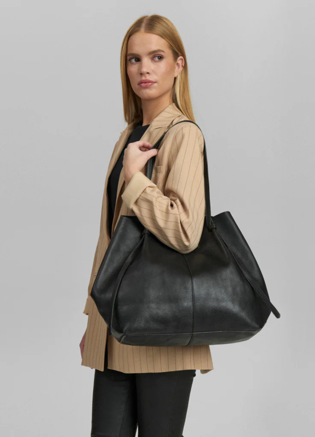 Depeche - Black Shopper Bag