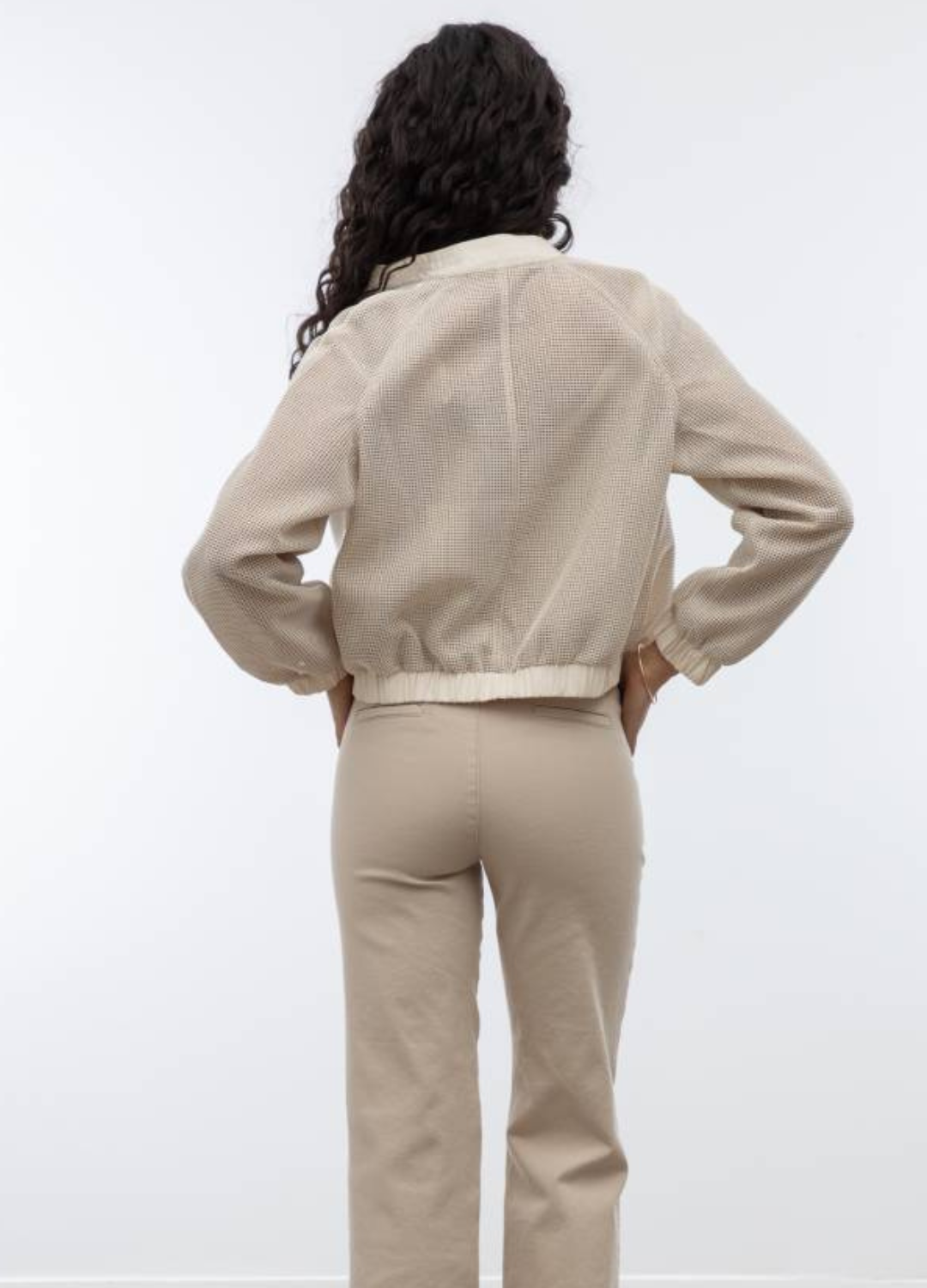 Eva Kayan - Gold Net Bomber