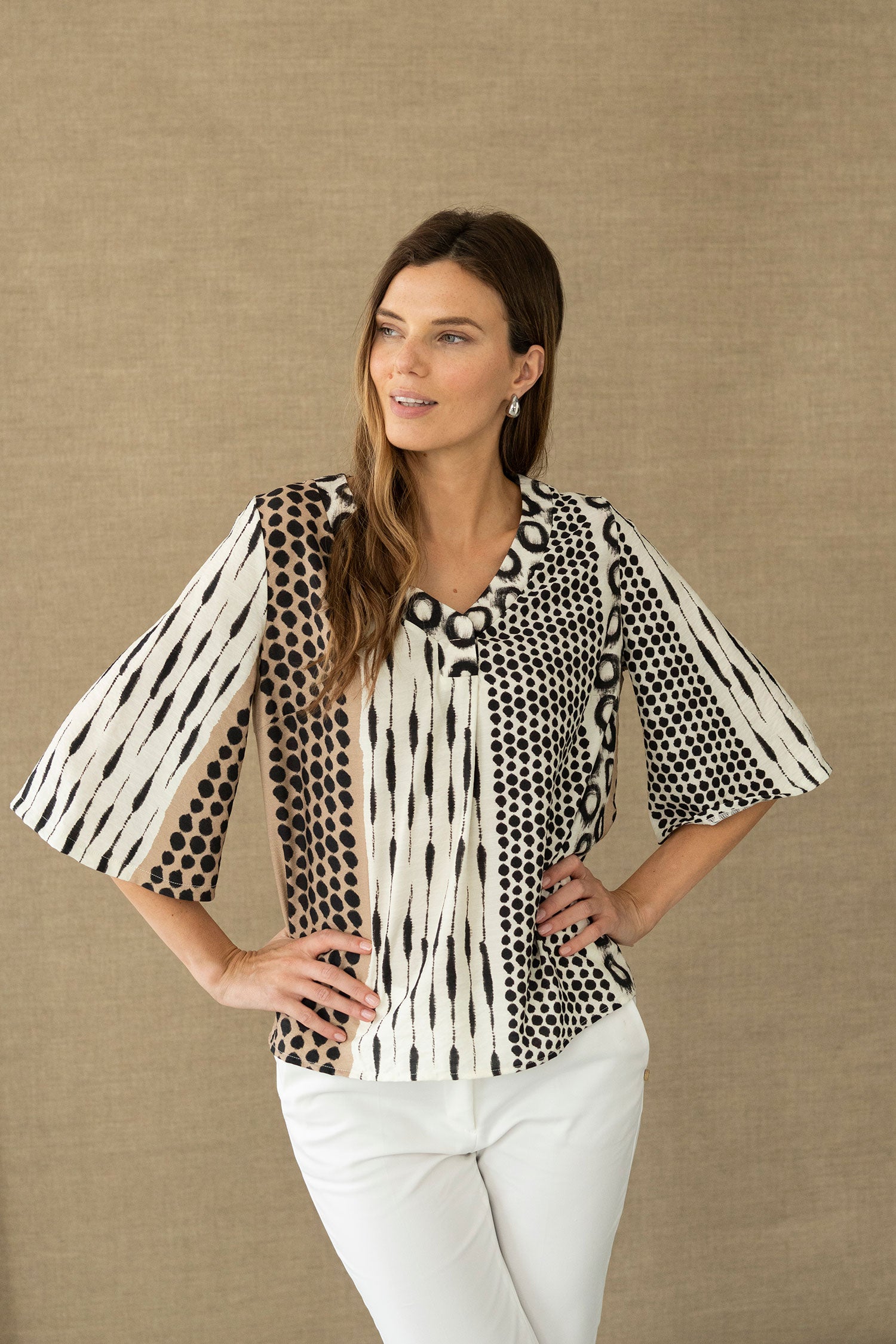 Hongo - Black And Tan Blouse