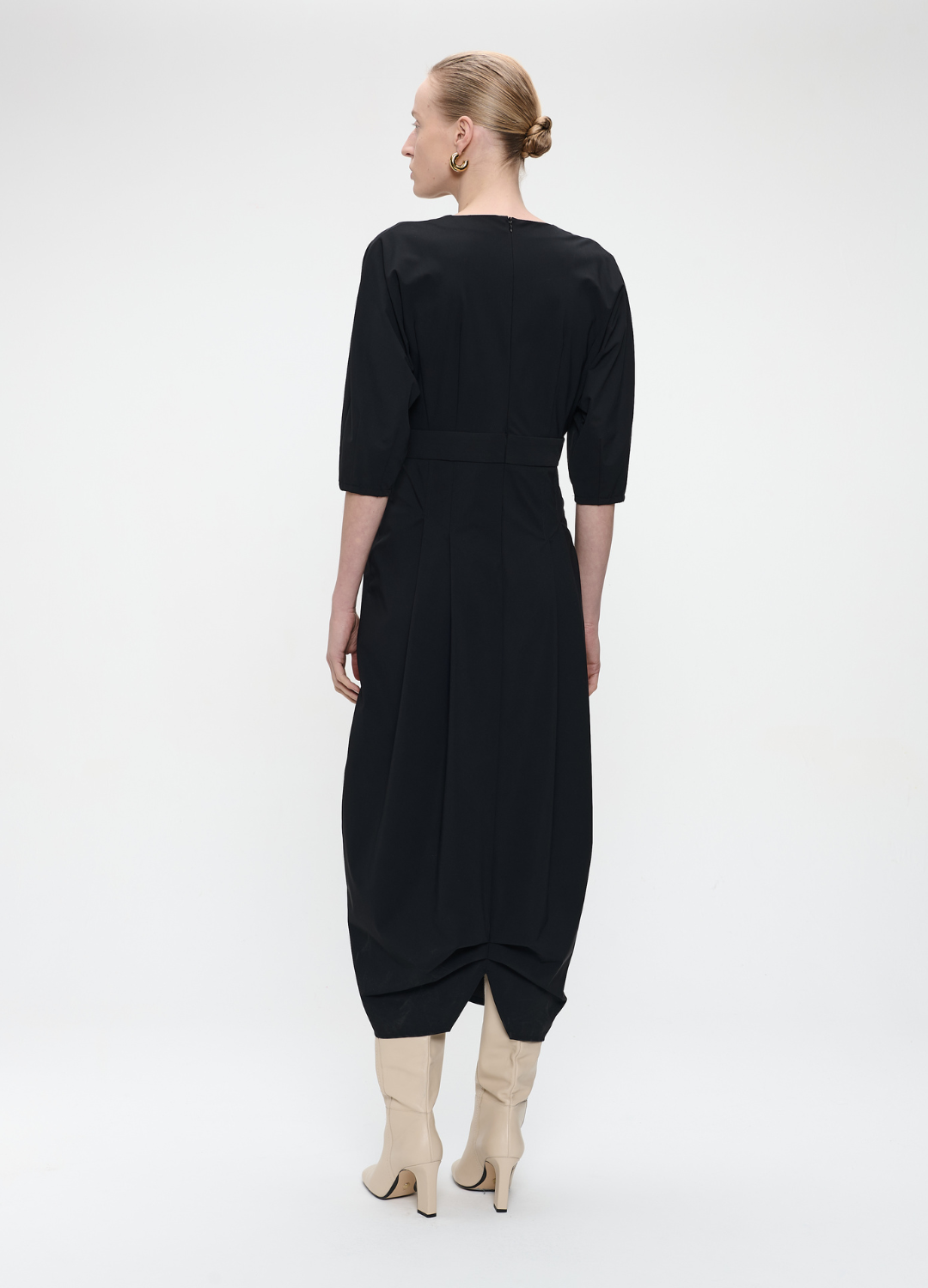 Jane Lushka - Gaara Black Dress