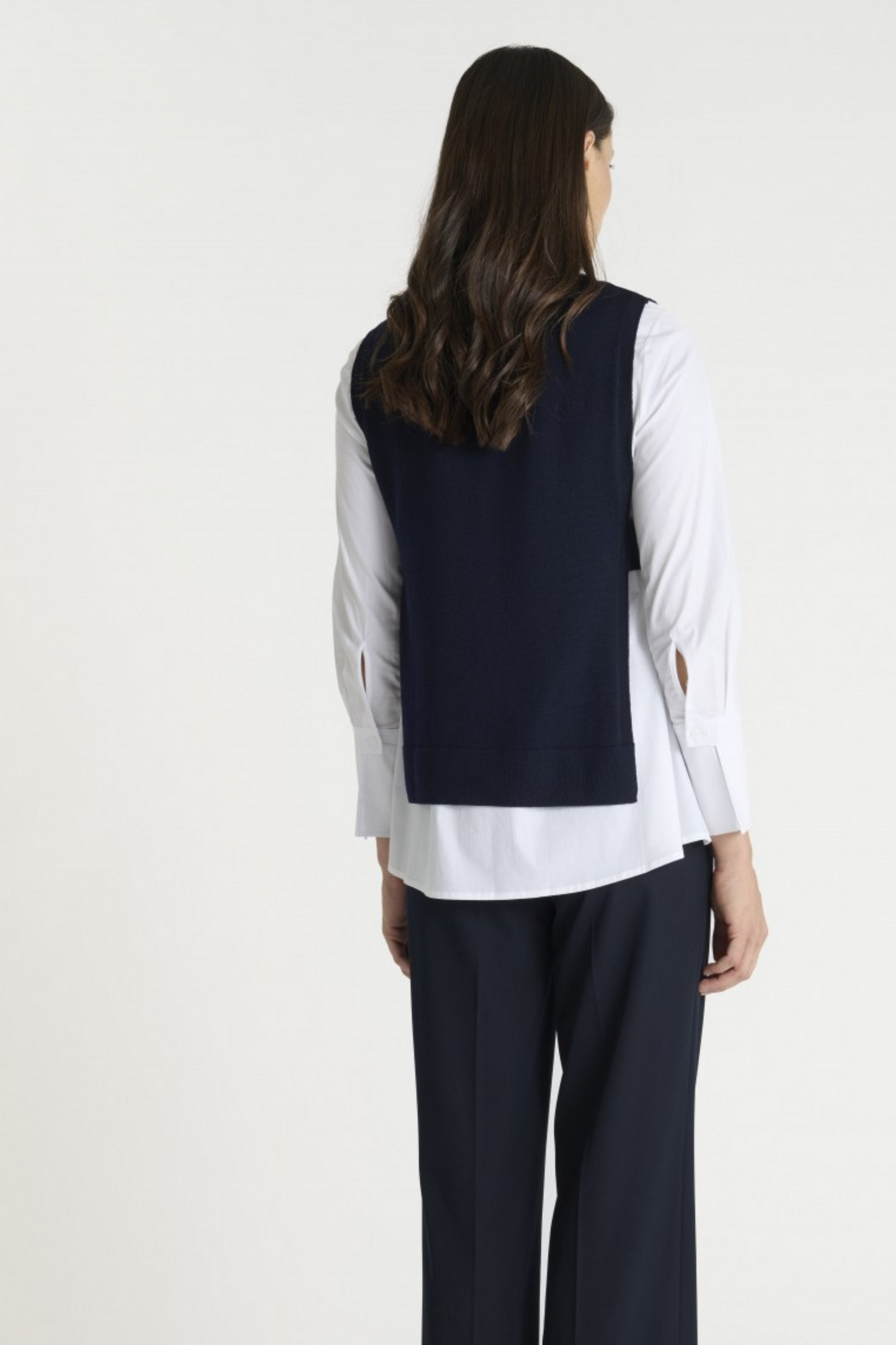 HANA SAN - MOKINH NAVY WOOL VEST