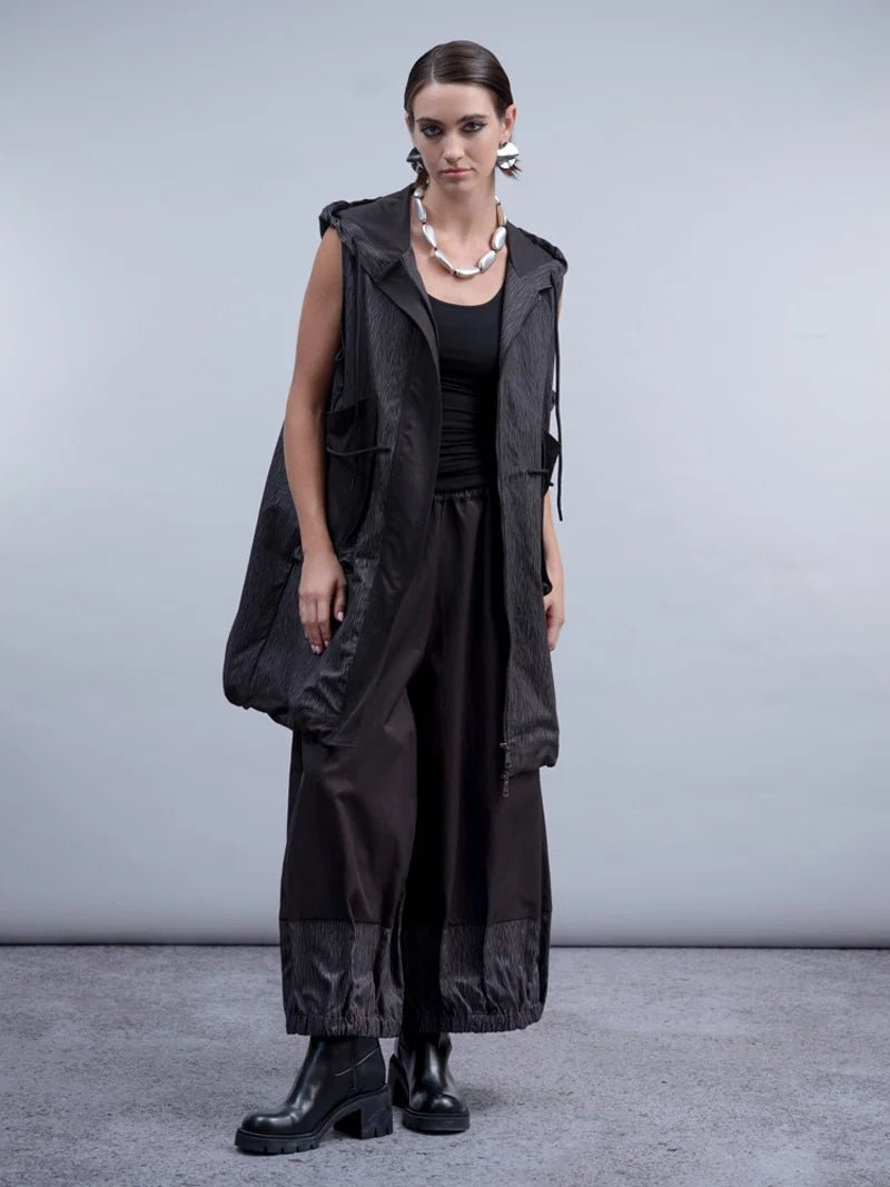 Haako - Pattern Detail Pants