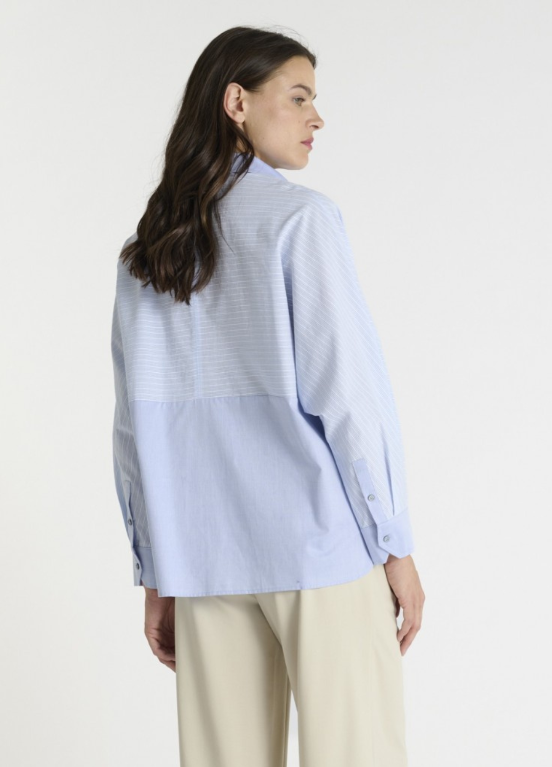 Hana San - Gitapatch Blue Shirt