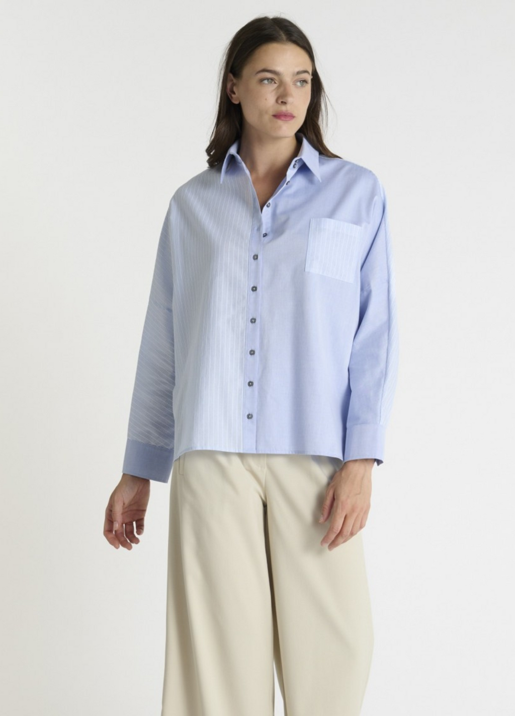 Hana San - Gitapatch Blue Shirt