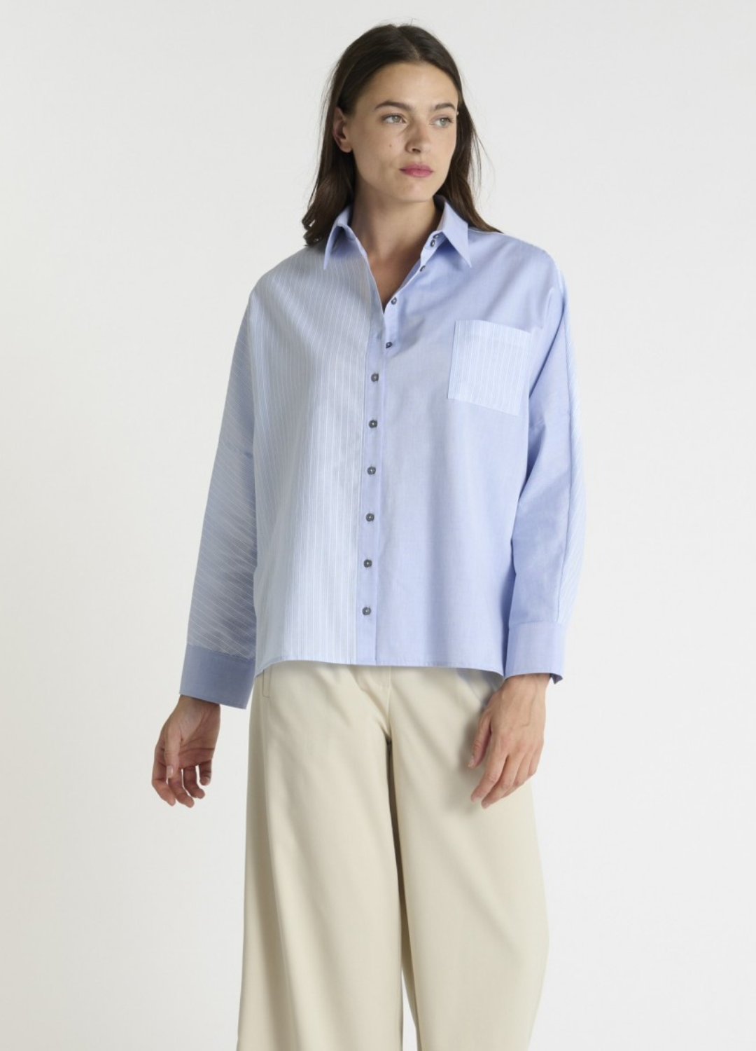 Hana San - Gitapatch Blue Shirt