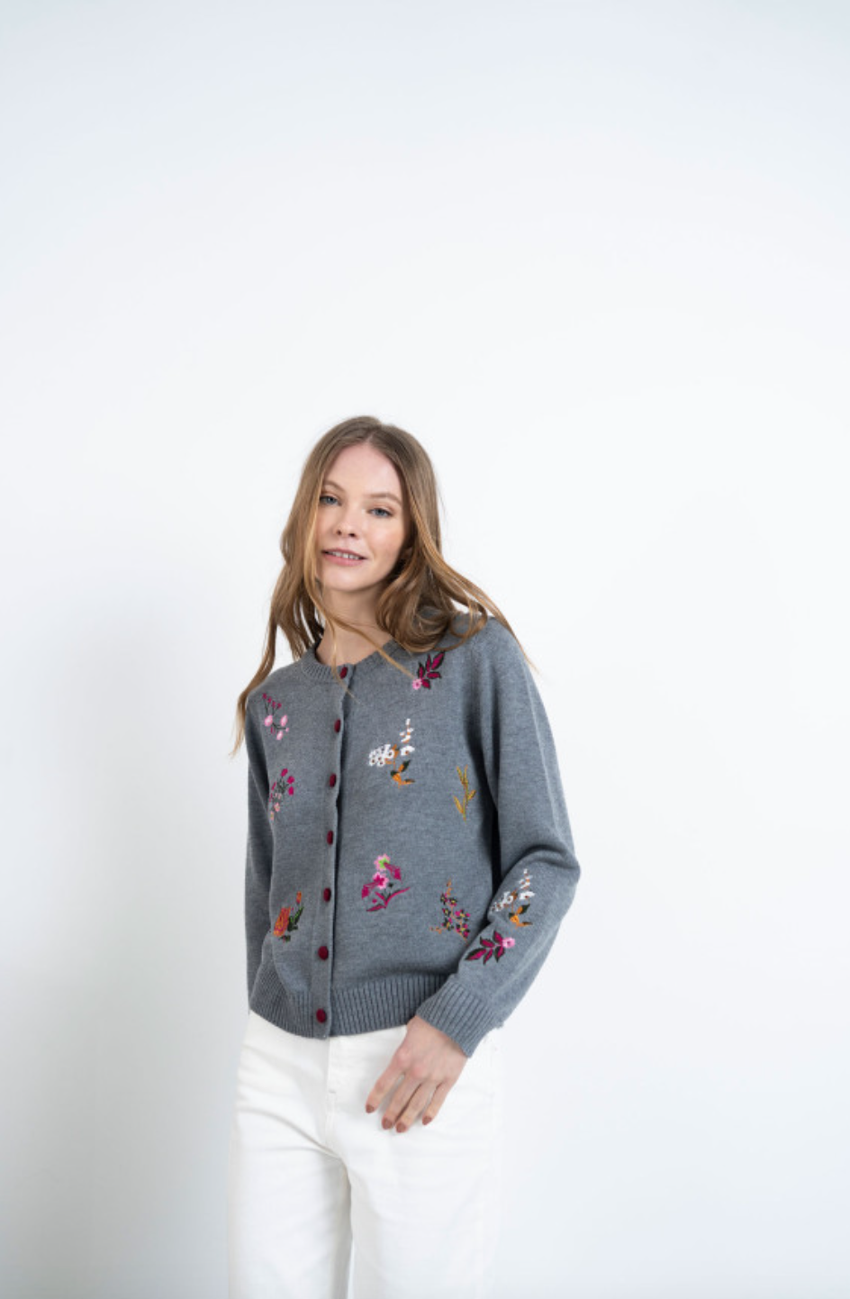 Hongo - Embroidered Floral Cardigan