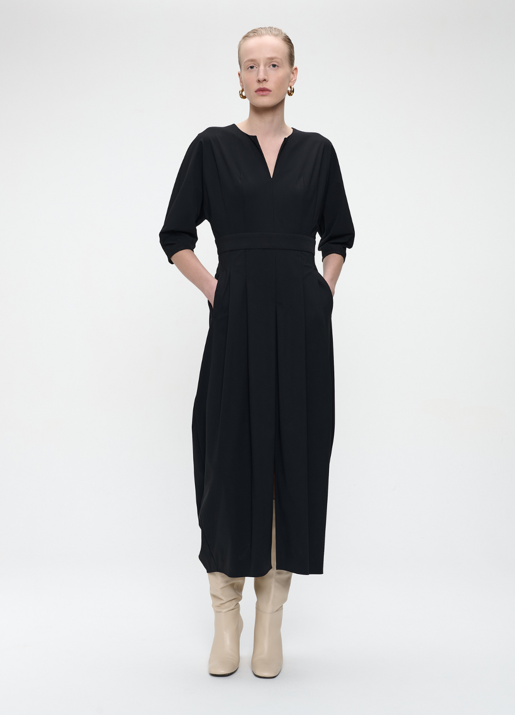 Jane Lushka - Gaara Black Dress