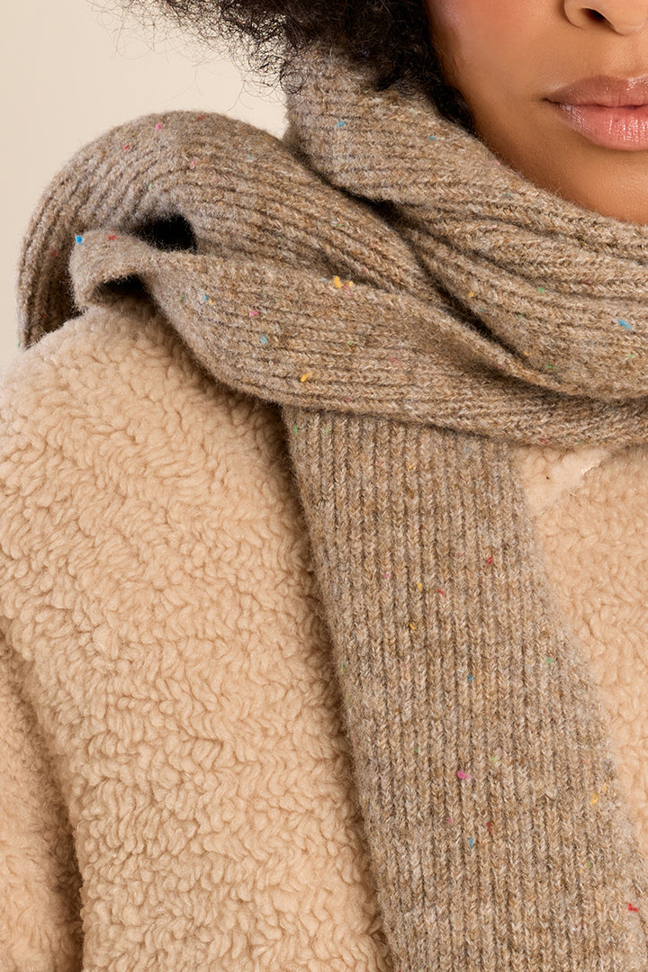 Molly Bracken - Beige Scarf