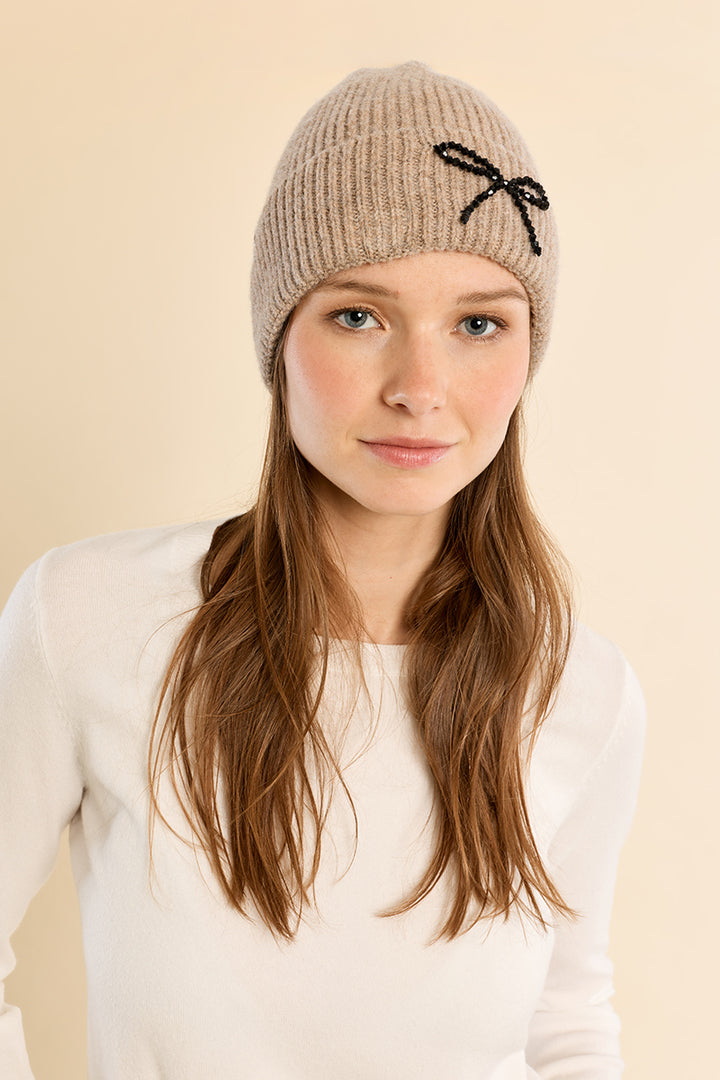 Molly Bracken - Bow Hat