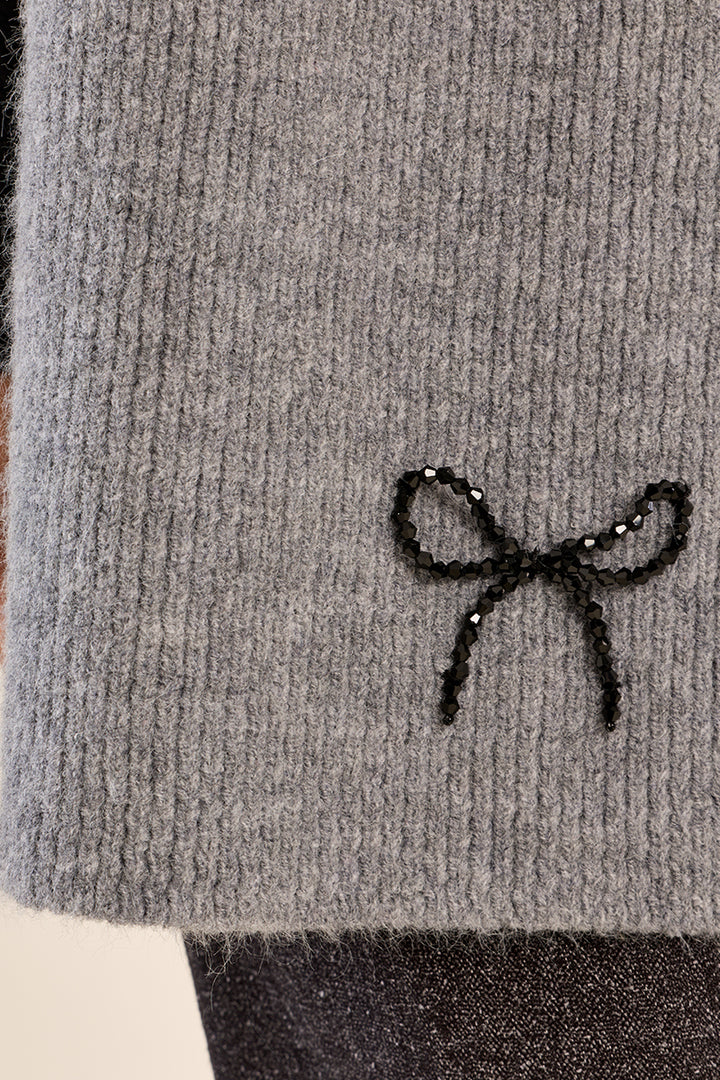 Molly Bracken - Bow Scarf