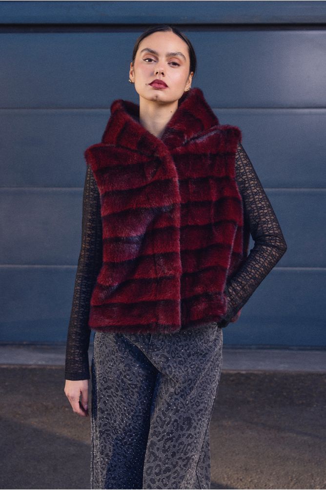 Molly Bracken - Faux Fur Gilet