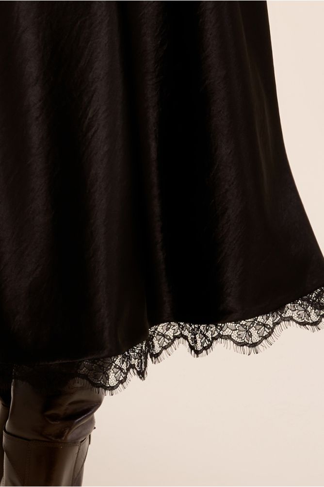Molly Bracken - Satin Skirt With Lace Finish