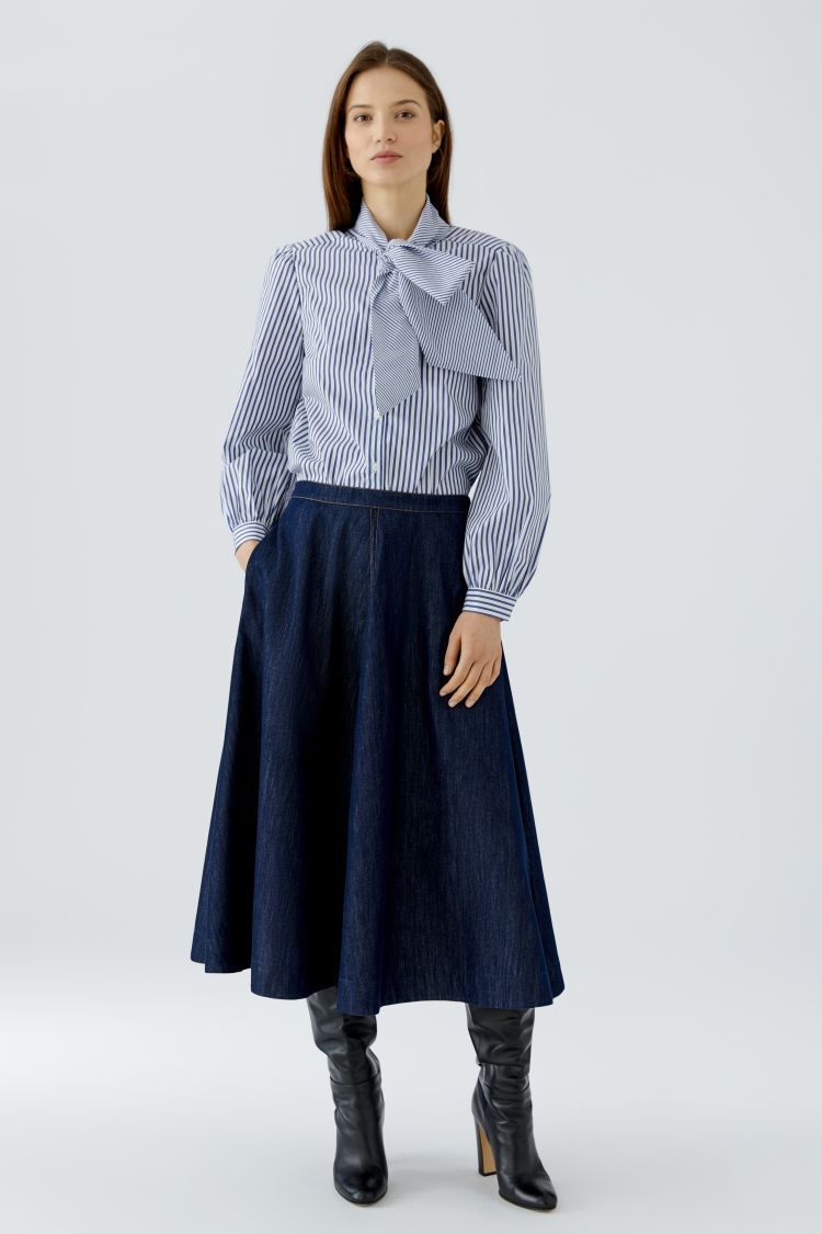 Oui - Blue Blouse