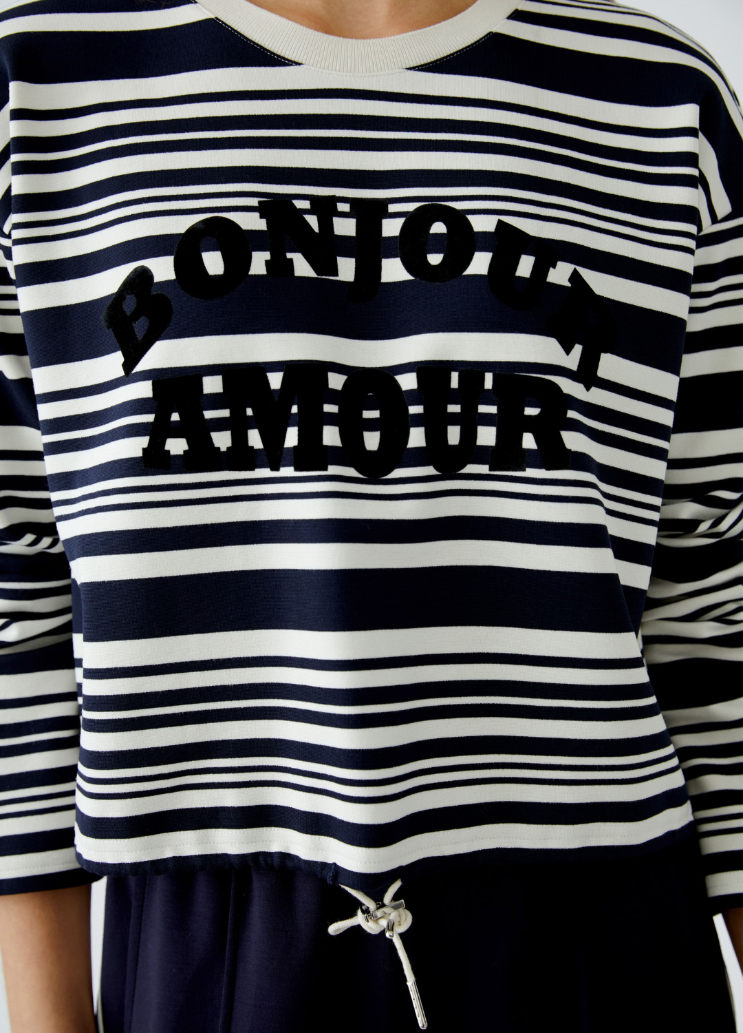 Oui - Bonjour Amour Sweatshirt