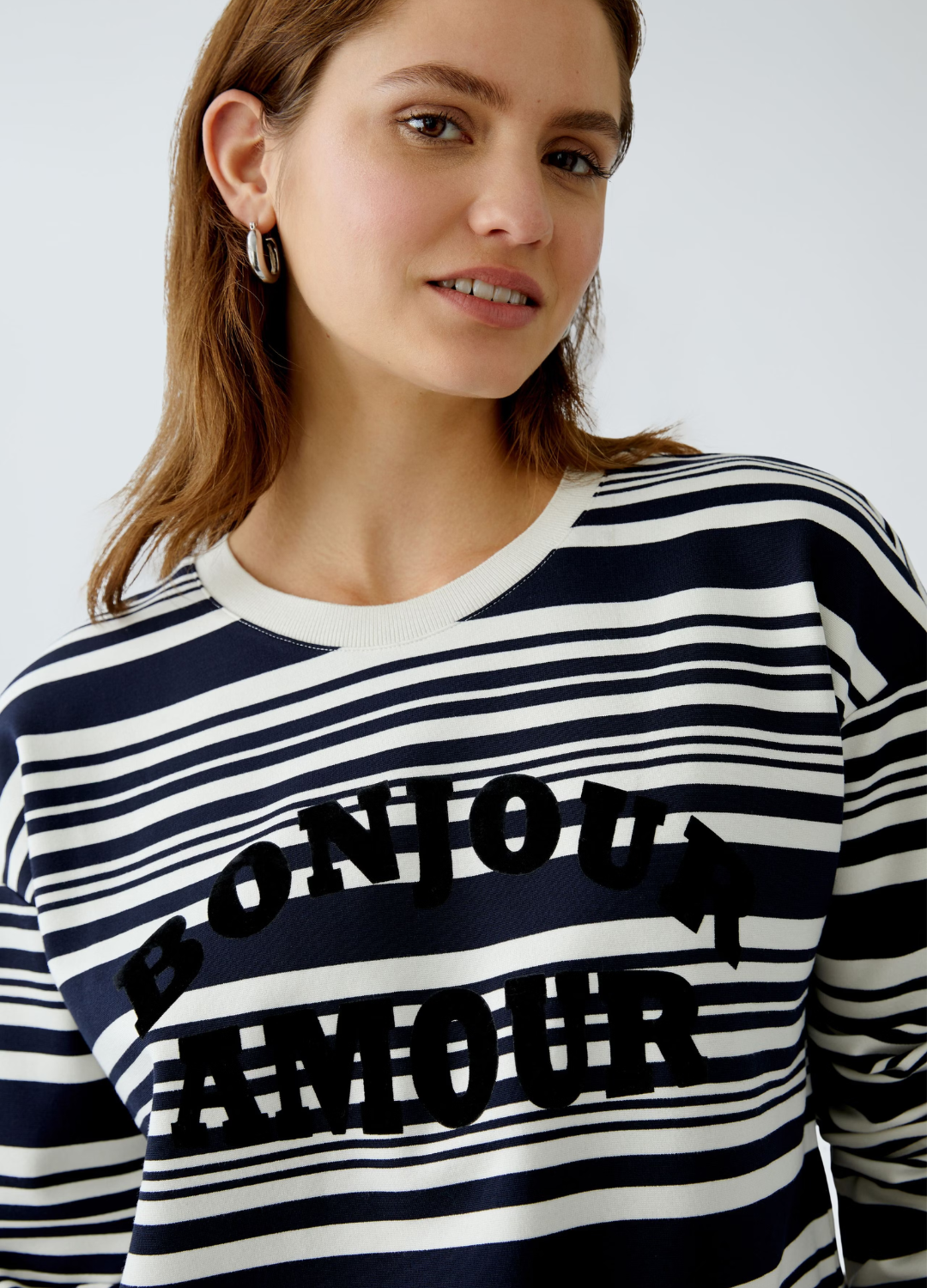 Oui - Bonjour Amour Sweatshirt