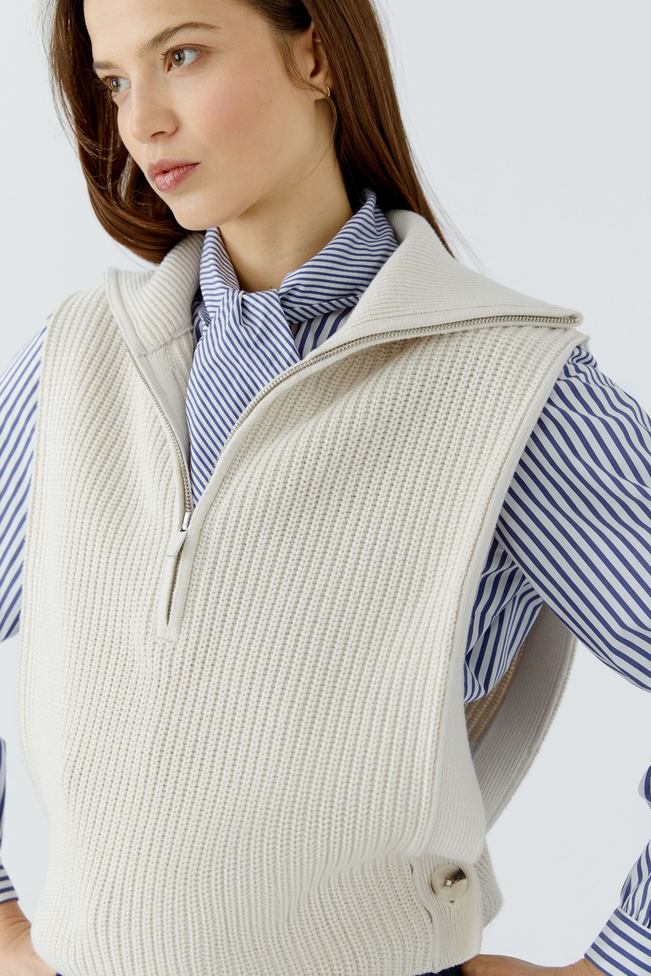 Oui - Collard Vest