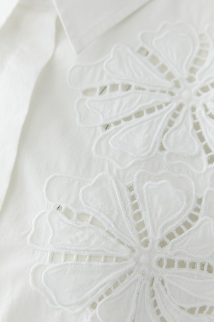 Oui - Optic Floral Patch Blouse