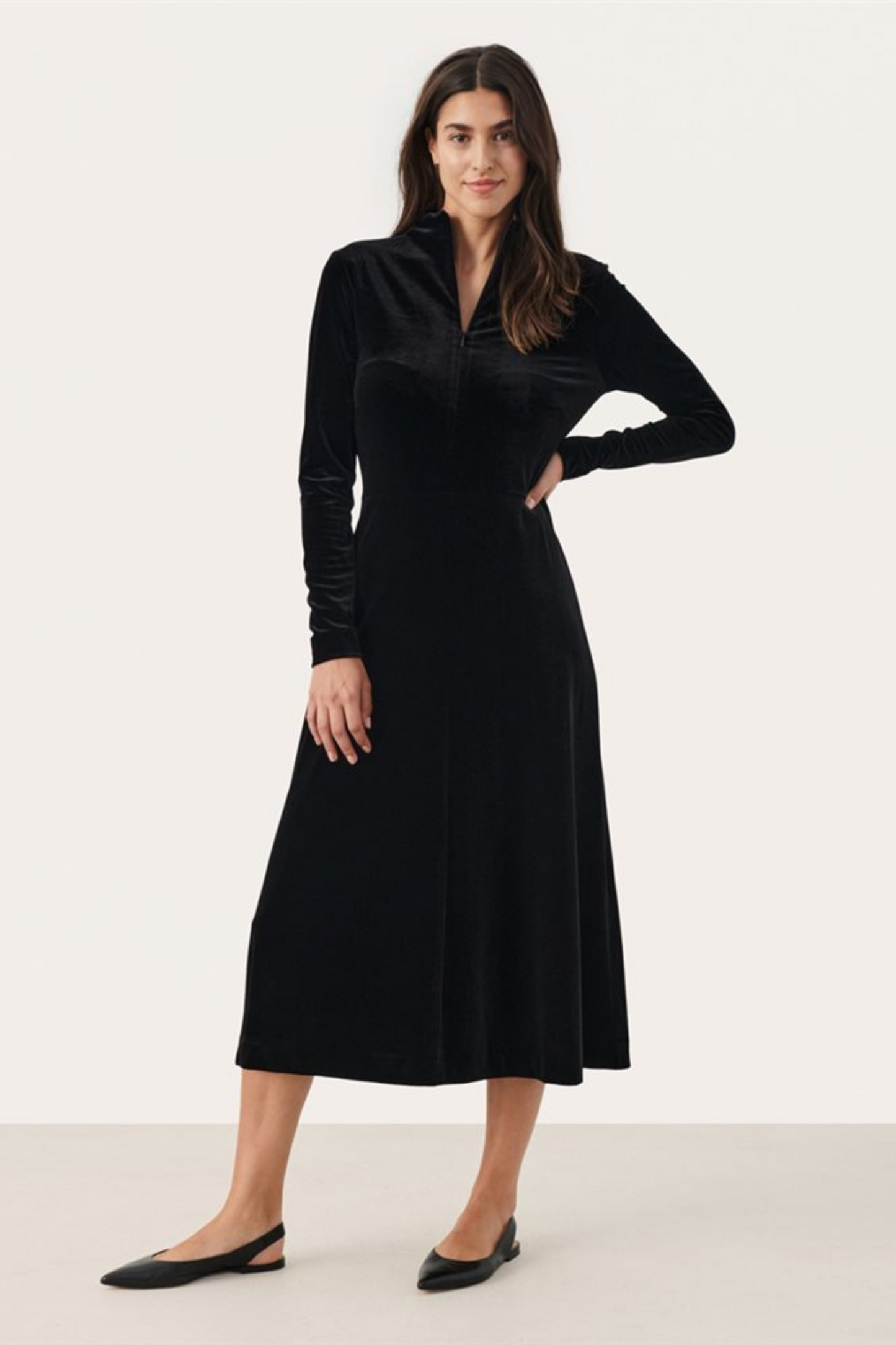 Part Tw- Black Velvet Dana Dress