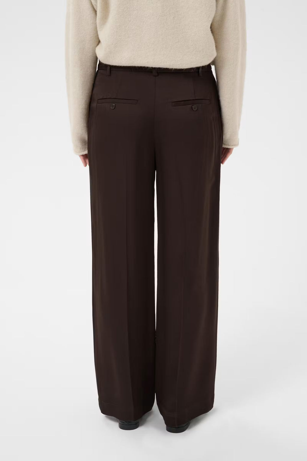 Part Two - Ninnesas Pants