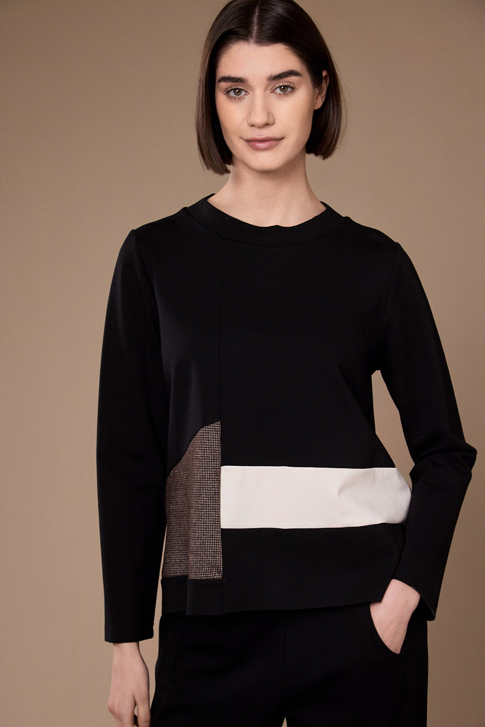 Peruzzi - Applique Top