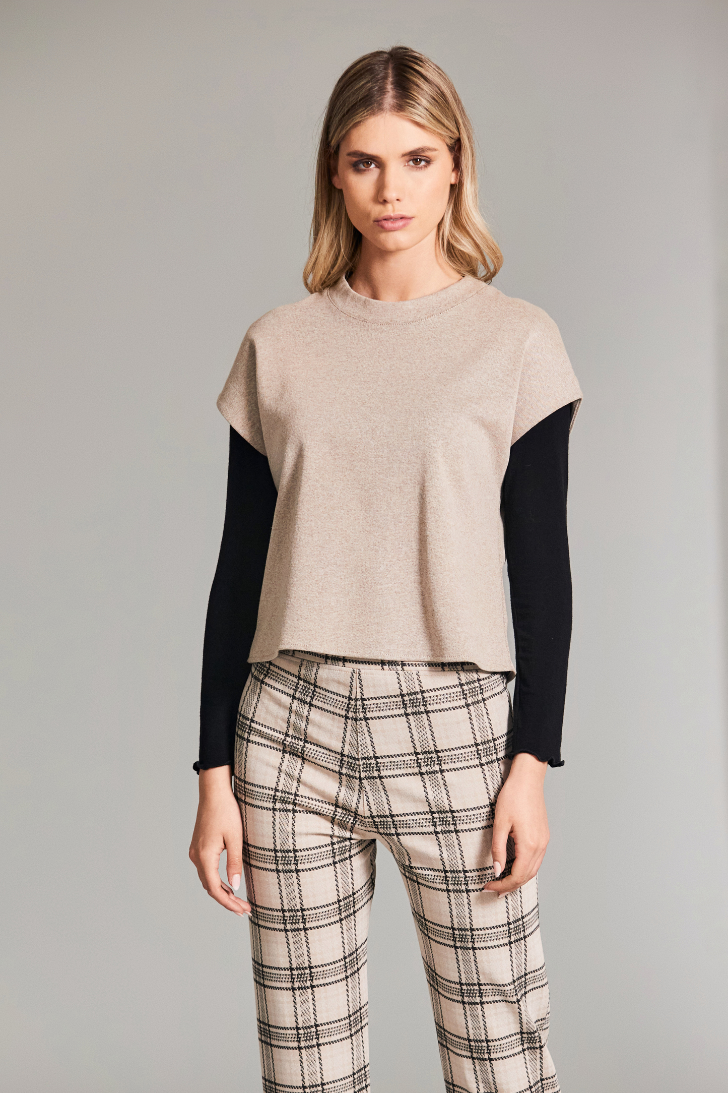 Jacquard Plain Sand Top