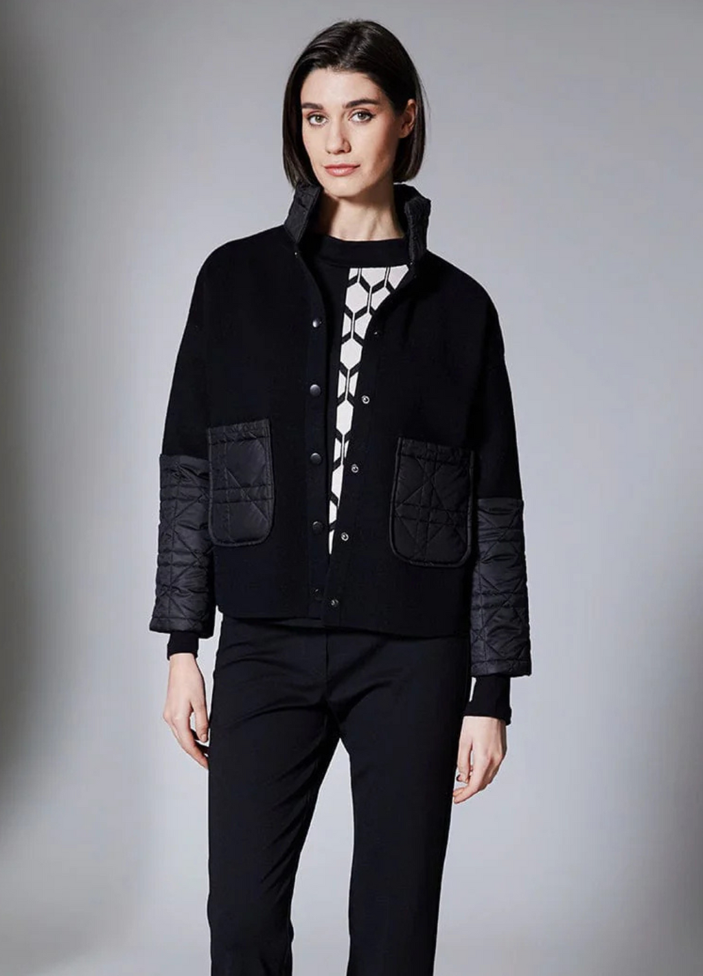 Peruzzi - Quilted Trim Knit Jacket