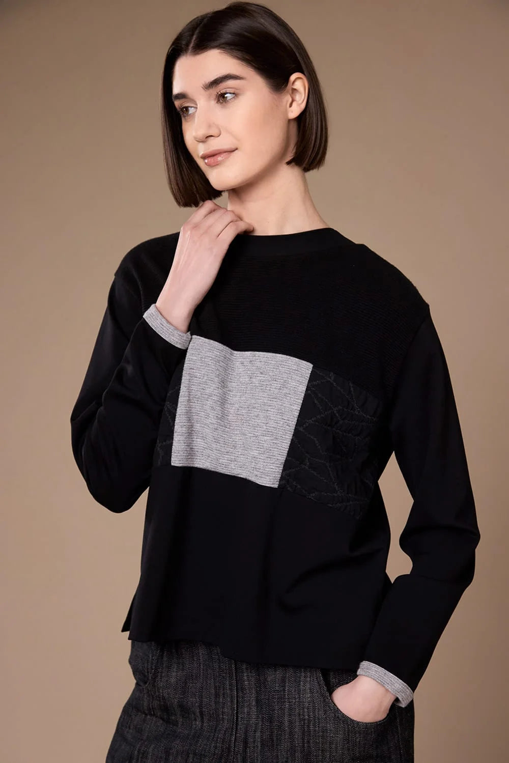Peruzzi - Textured Panel Top