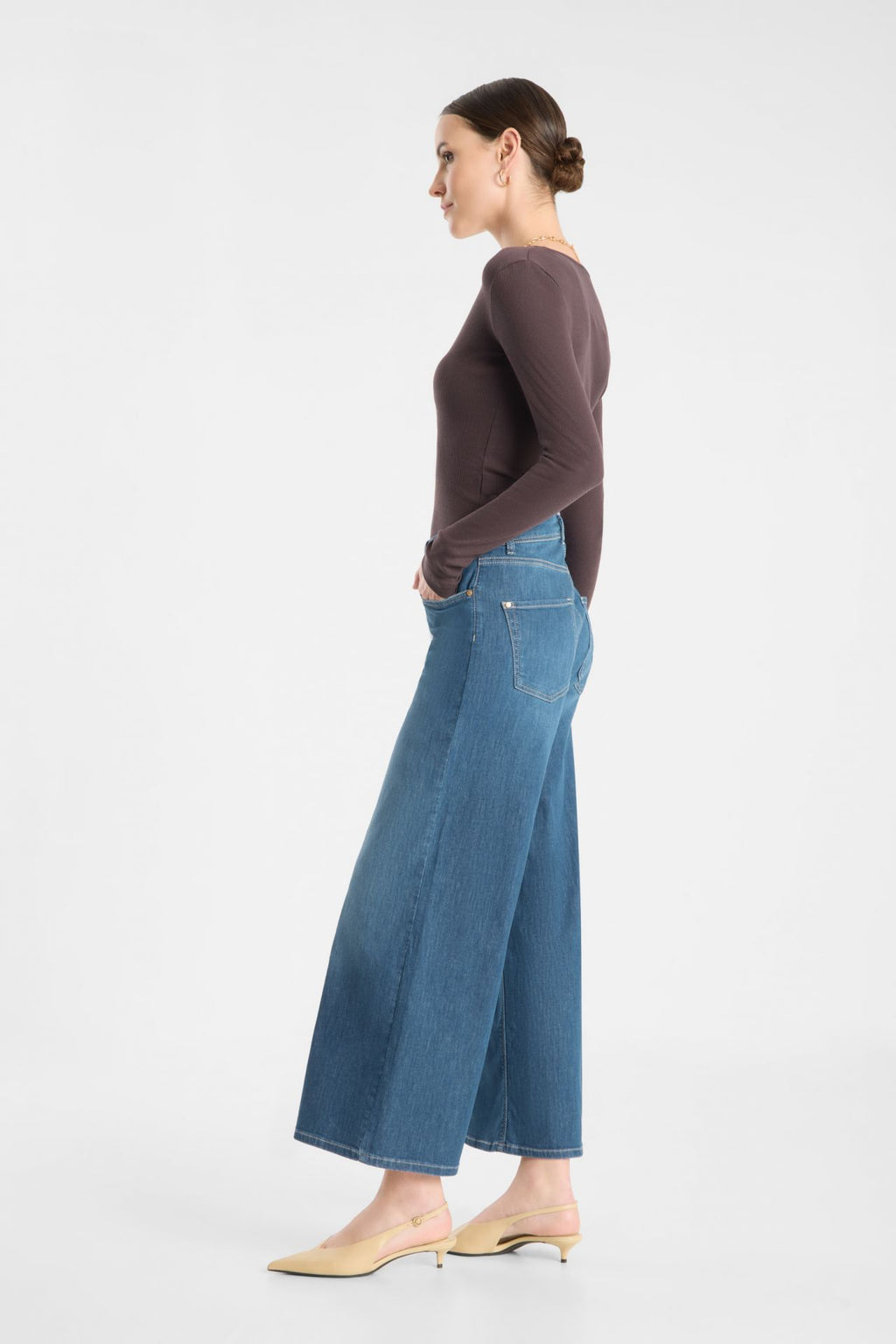 RaffaelloRossi-Sventy 7/8 Soft Blue Denim-Diamonds And Pearls