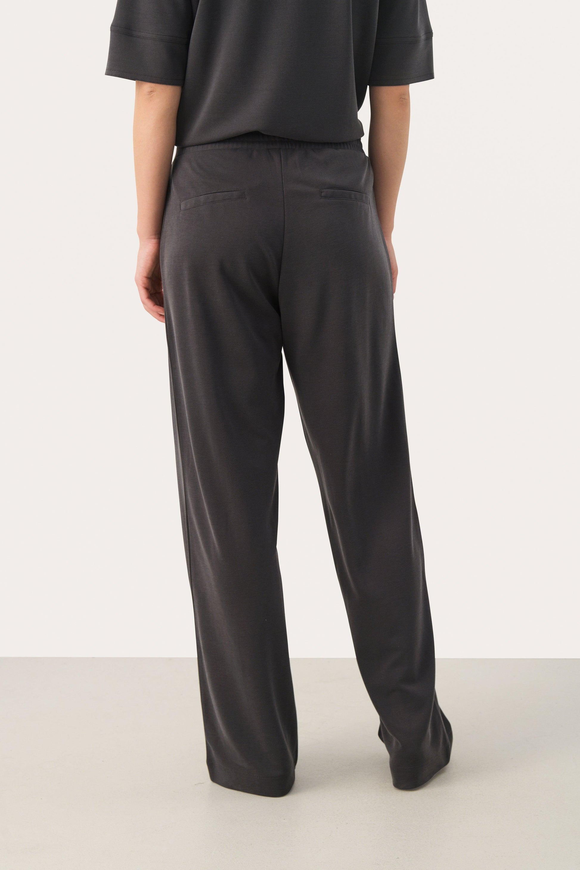 Jojo Leisure Trousers In Phantom - Diamonds & Pearls