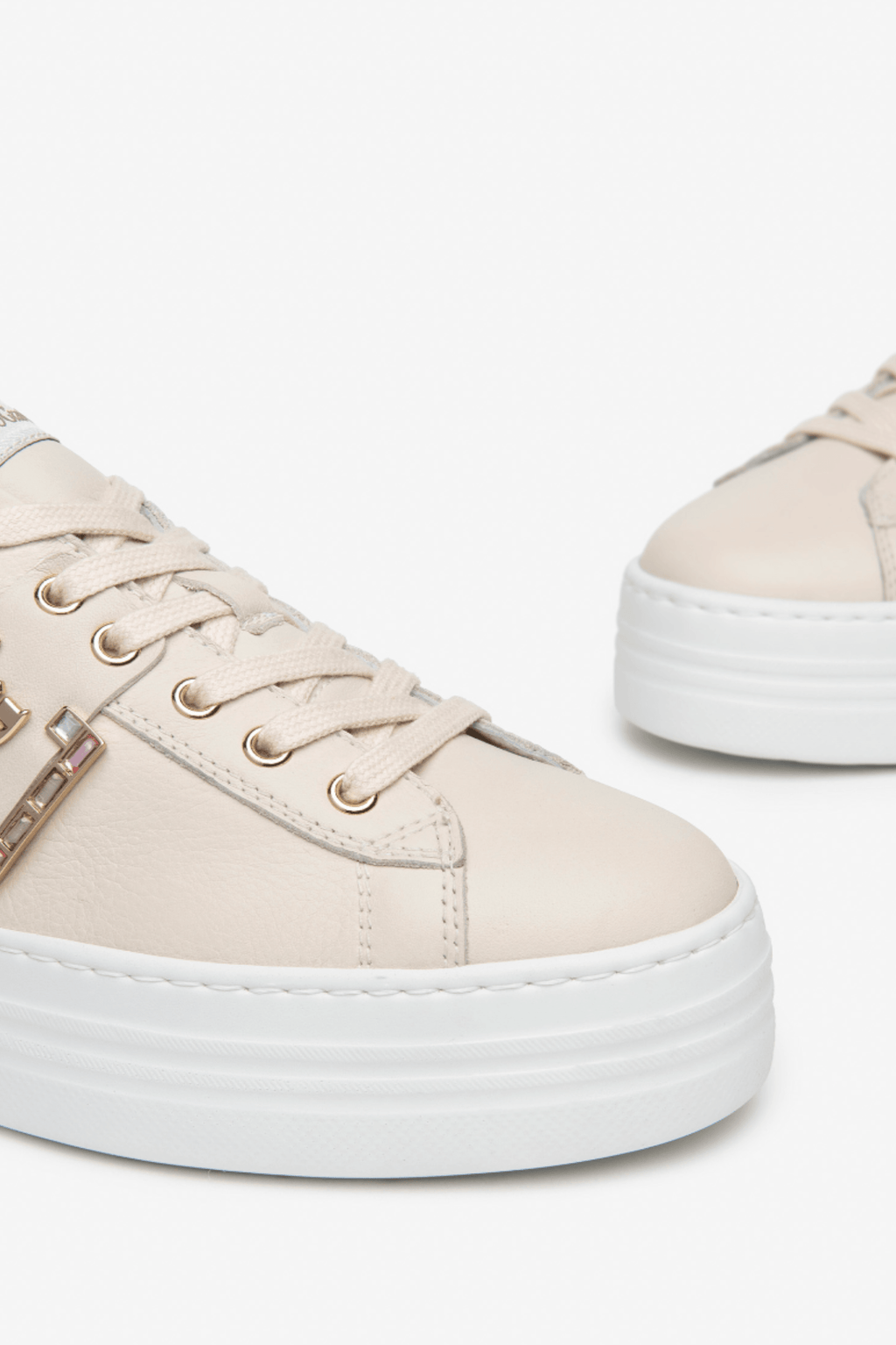 Nero Giardini - E409967D Milk Platform Trainer - Diamonds & Pearls