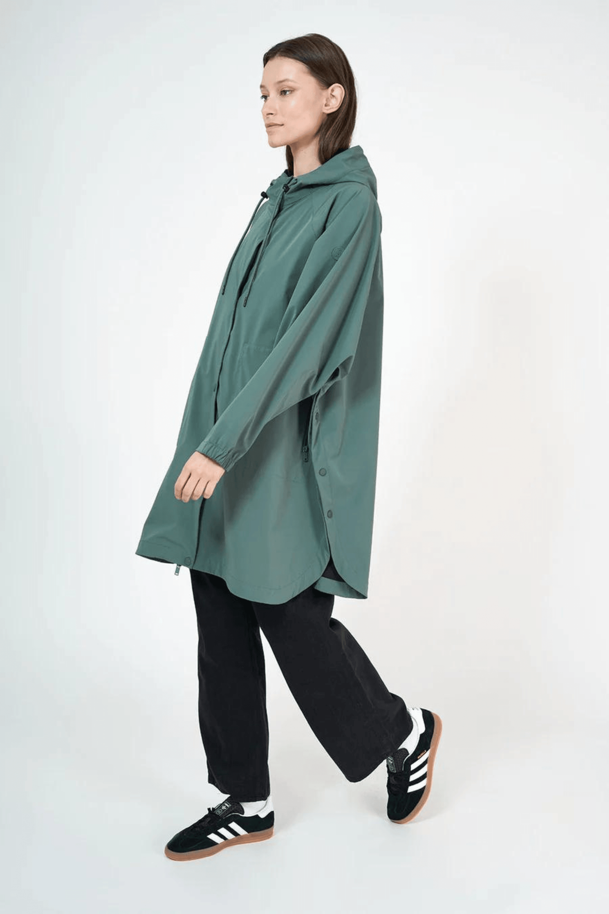 Tanta - Lejak Green Raincoat Poncho - Diamonds & Pearls