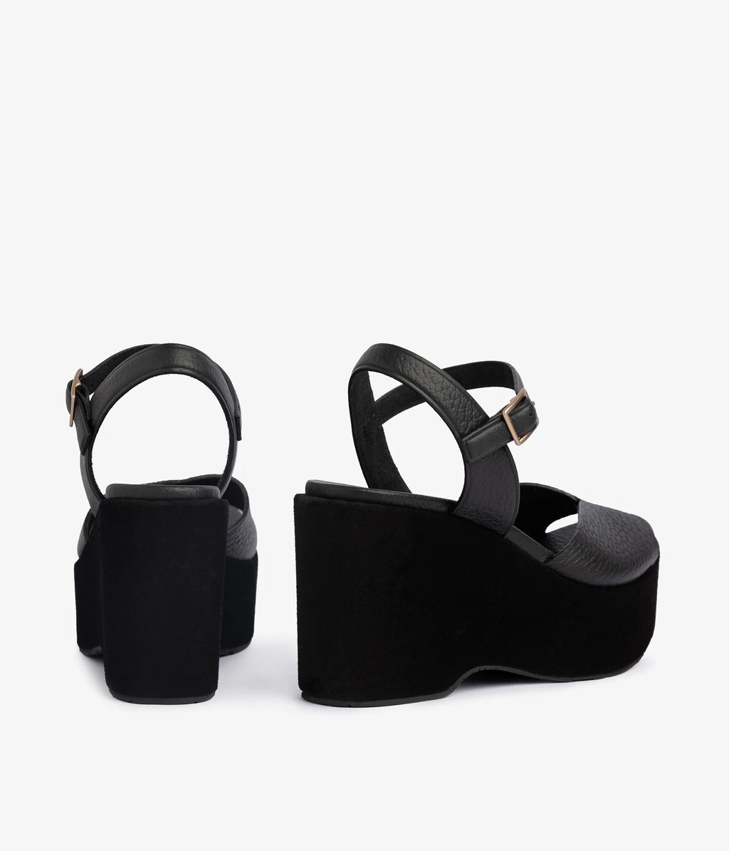 Pedro Garcia - Doina Black Wedge